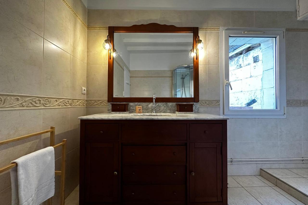 Charming Apartment Close To The Center Of Blere מראה חיצוני תמונה